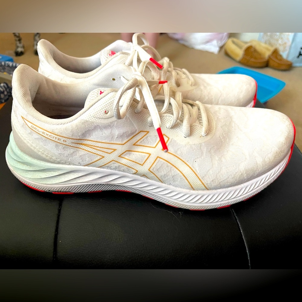 Women’s size 11 ASICS sneakers in excellent condition